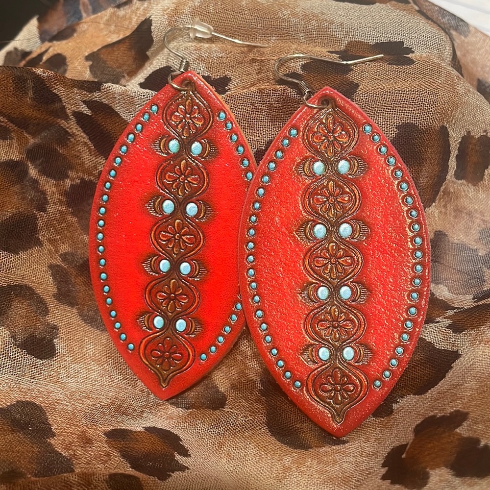 Leather earrings